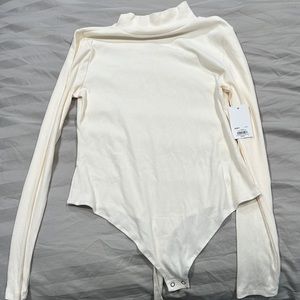 NWT off white body suit